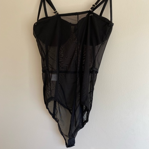 New Brazilian bodysuit - Picture 4 of 7